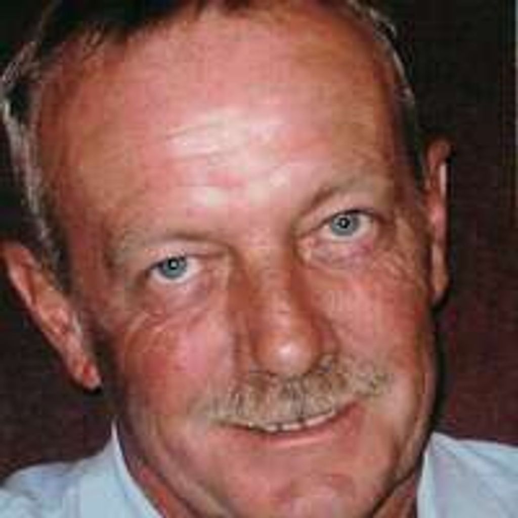 Robert Garlock,  Jr.