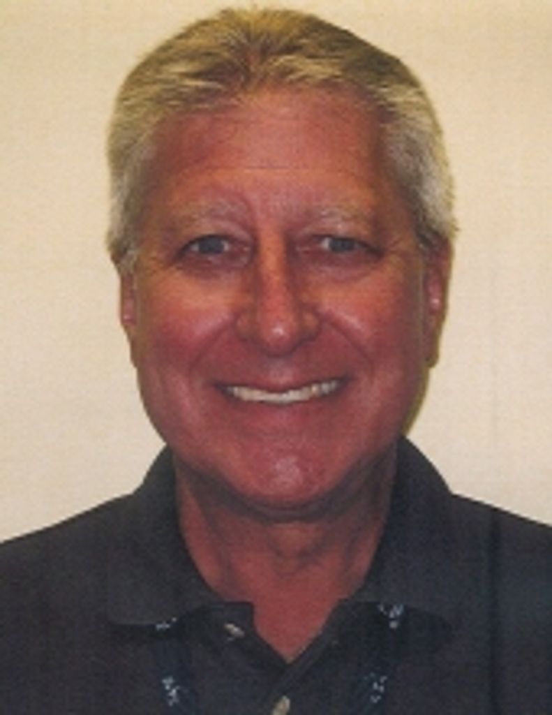 Robert  E. Lintelman