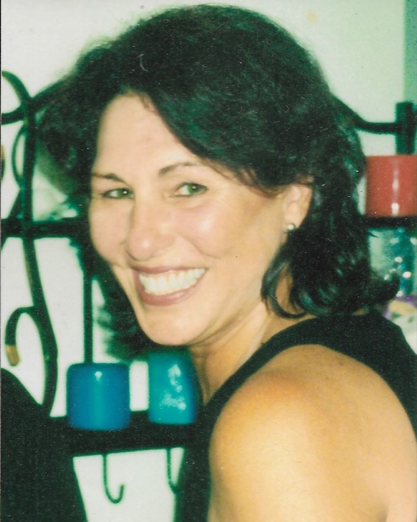 Vicky Nunez Benoit Profile Photo