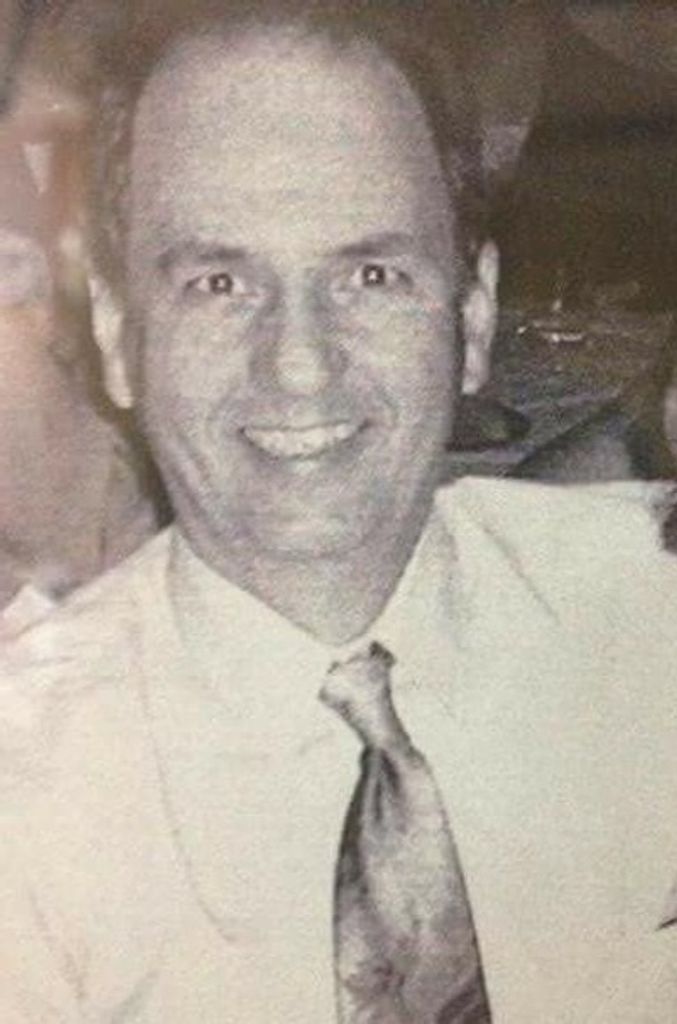 Larry "Wayne" Roach Profile Photo