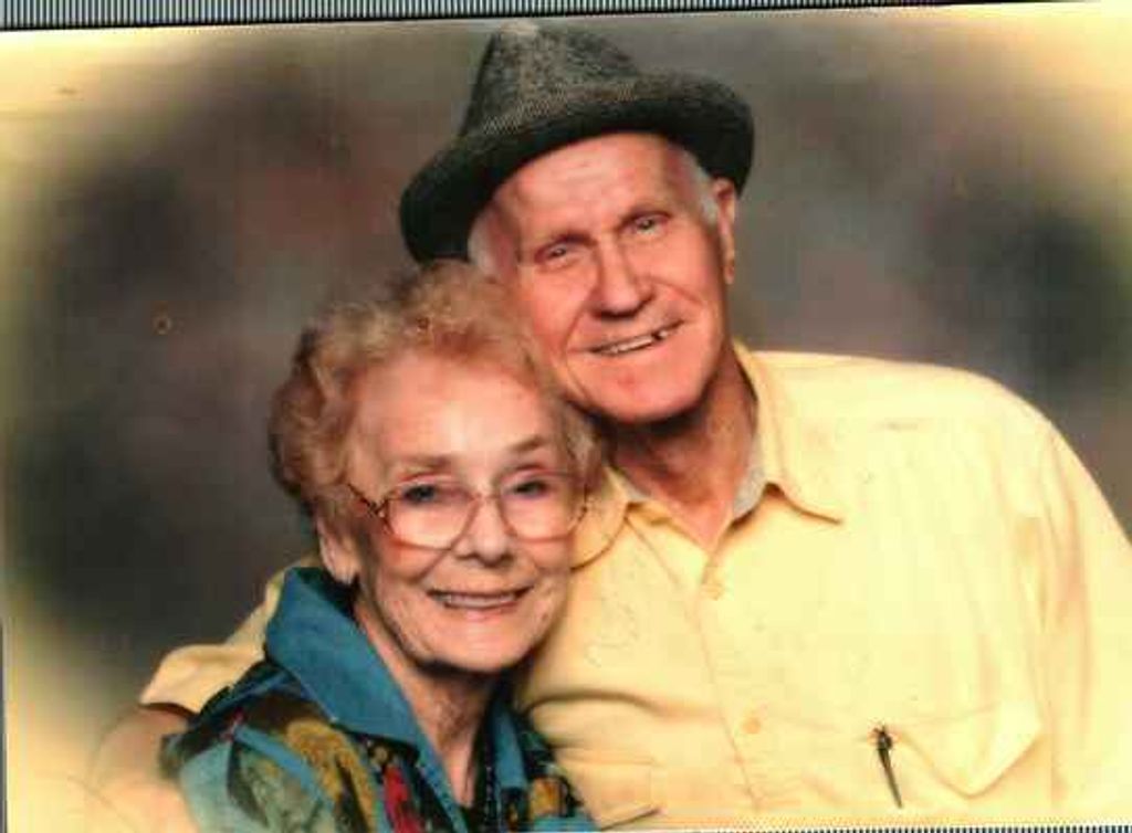 Comedora Nelson Clark Profile Photo