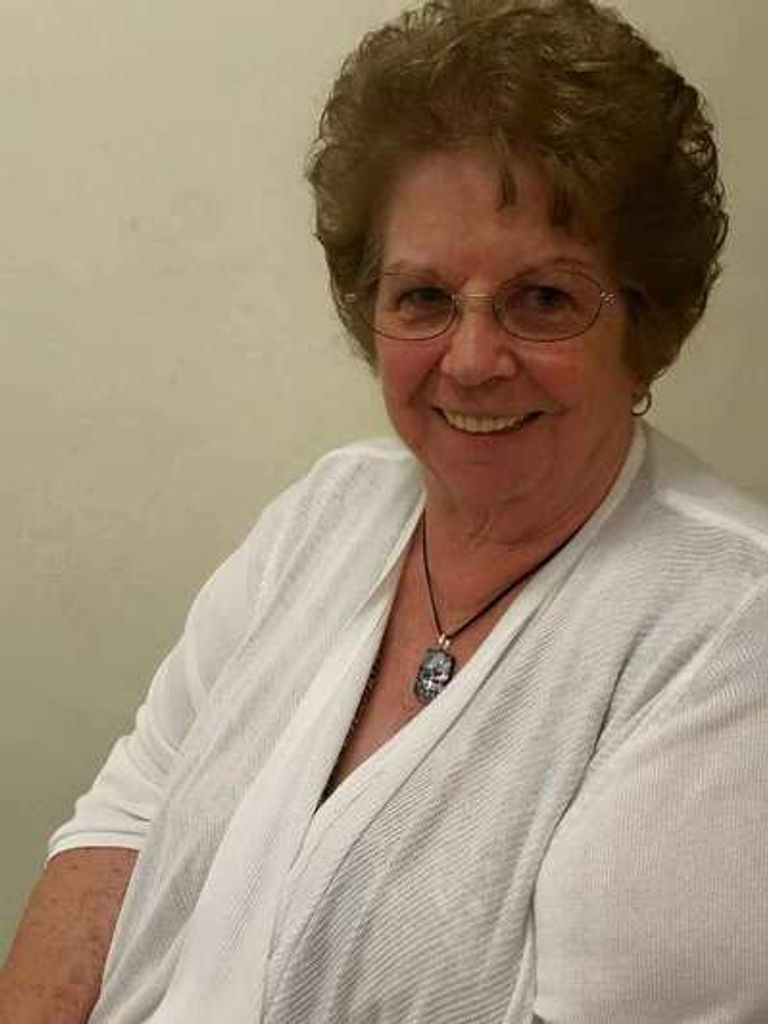 Vera Lorraine` Roberts Profile Photo