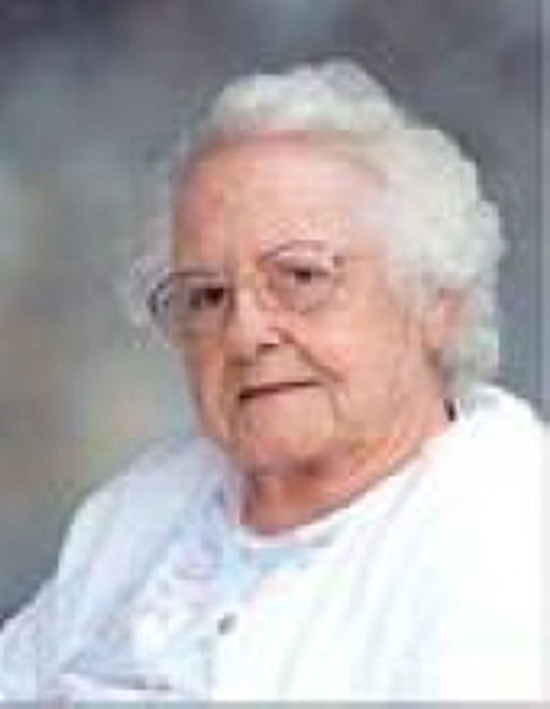 Pearl  E. Macalpine