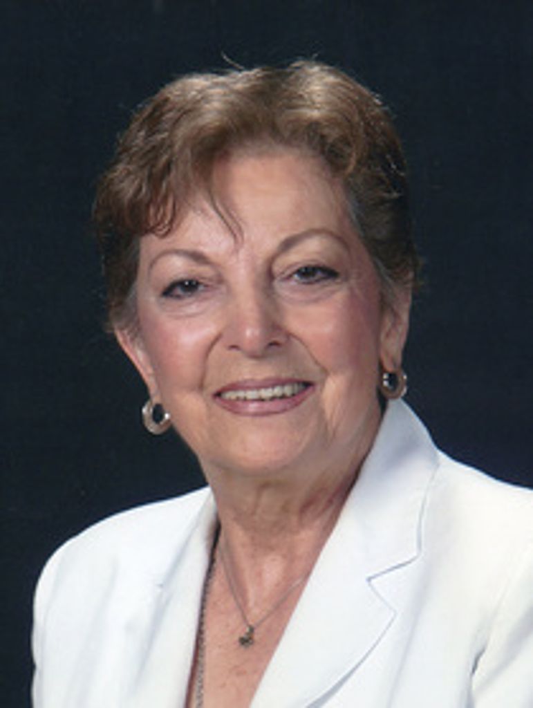 Evelyn T. (Turnides)  Romeo