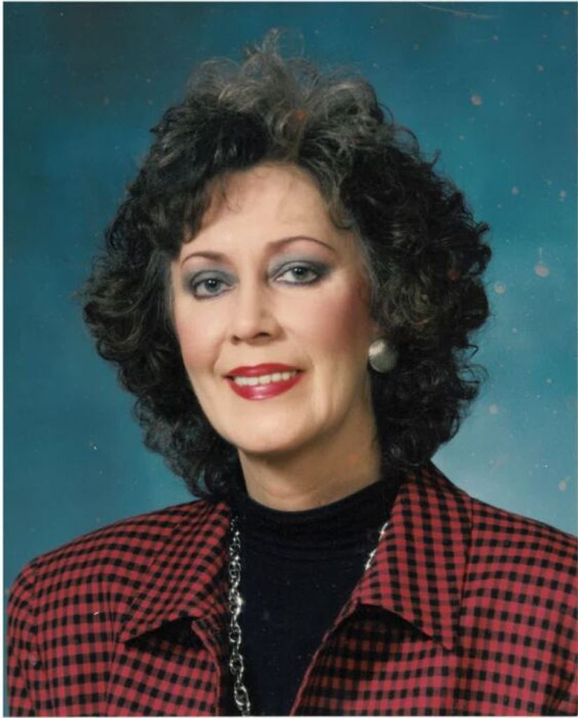 Carolyn E. Lindsey