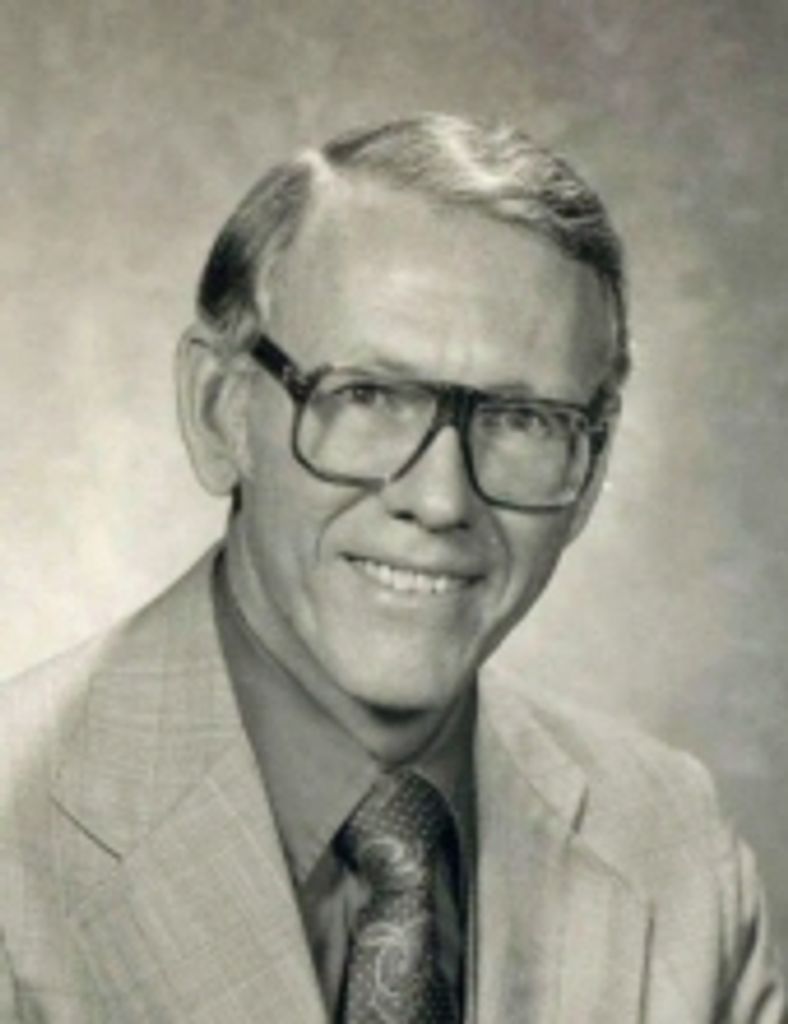 Leslie  Roger Hyde