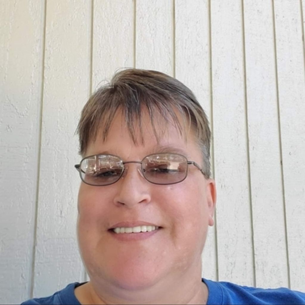 Carol Lynn Sams Profile Photo