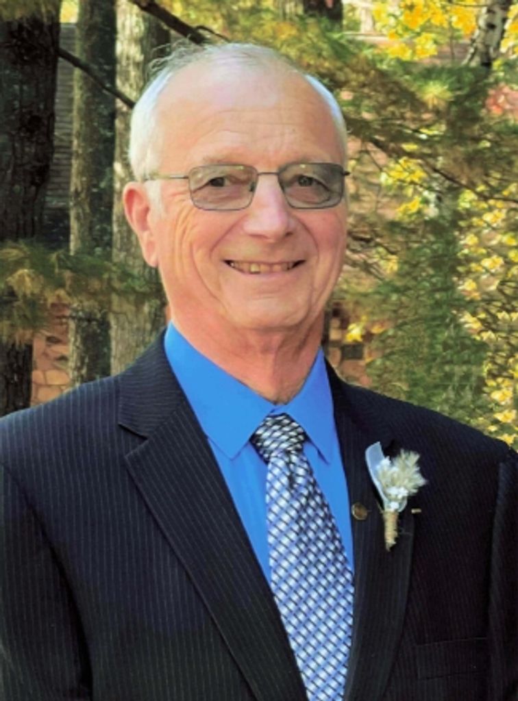 Linus "Linnie" Benjamin Kral
