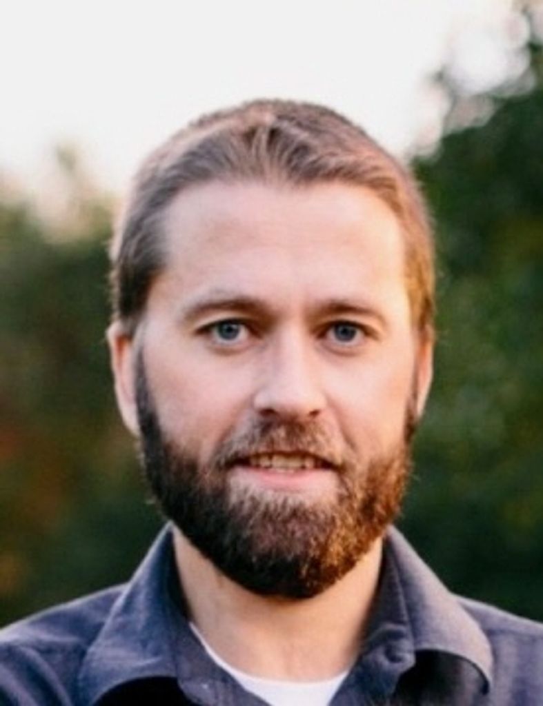 Caleb B Hoovestol Profile Photo