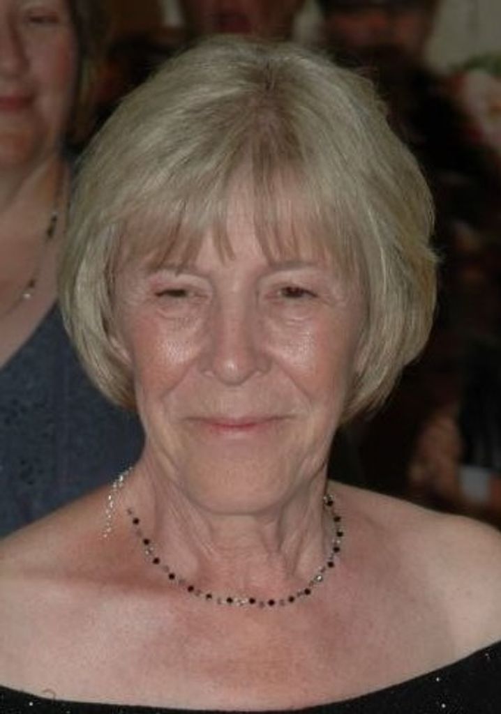 Karen L. (Manning)  Valentino