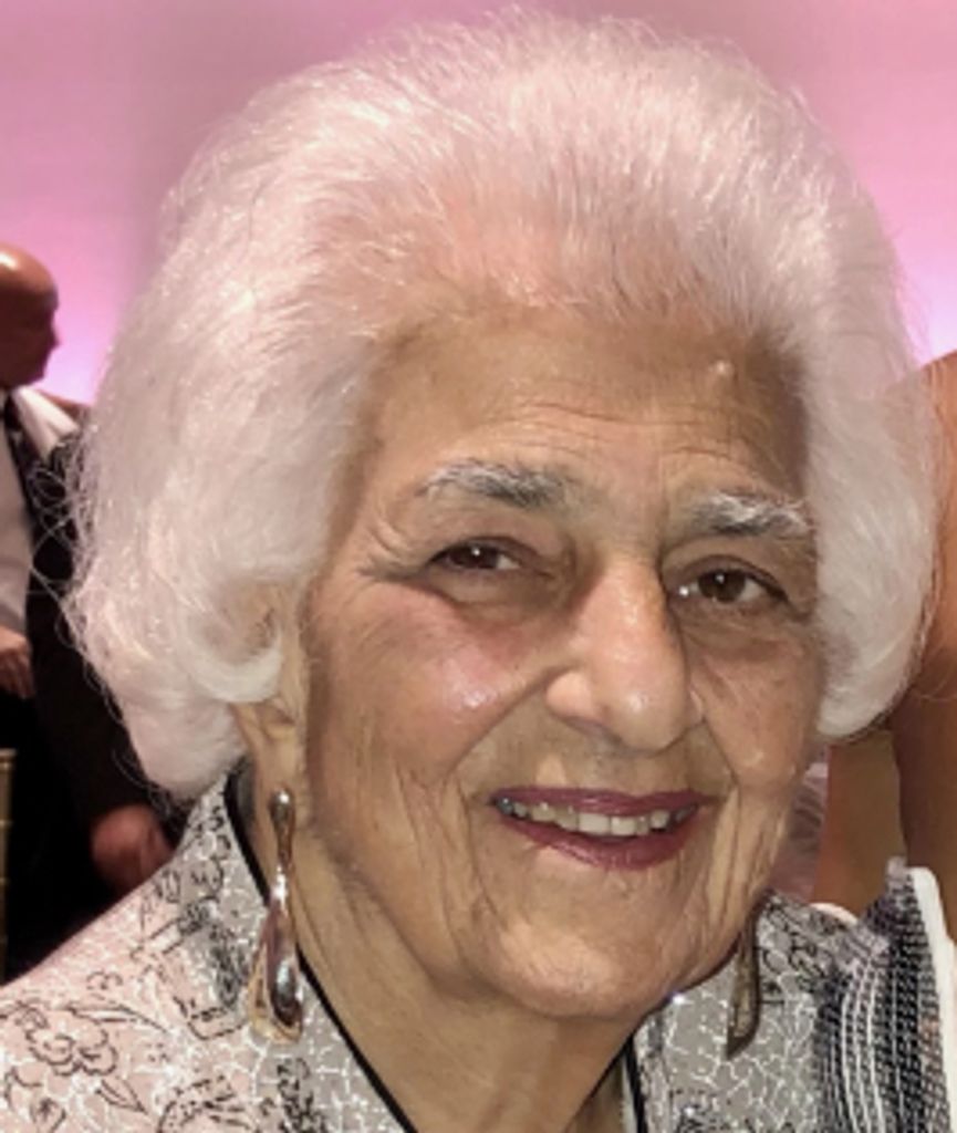 Norma Elias Profile Photo