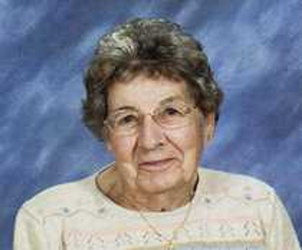 Evelyn "Betty" Viola (Probst)  Reker