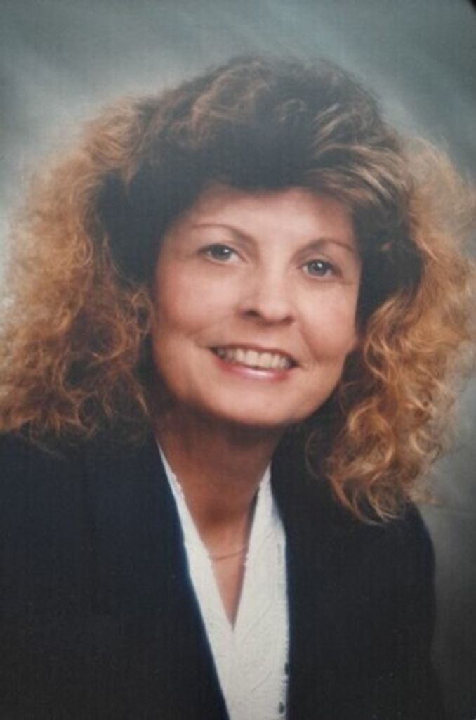 Suzanne Mary Lintz Profile Photo