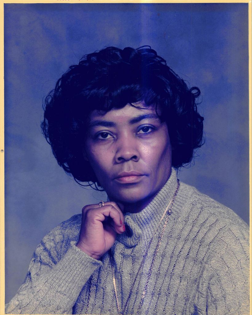 SHIRLEY MAE LEARY CARSON