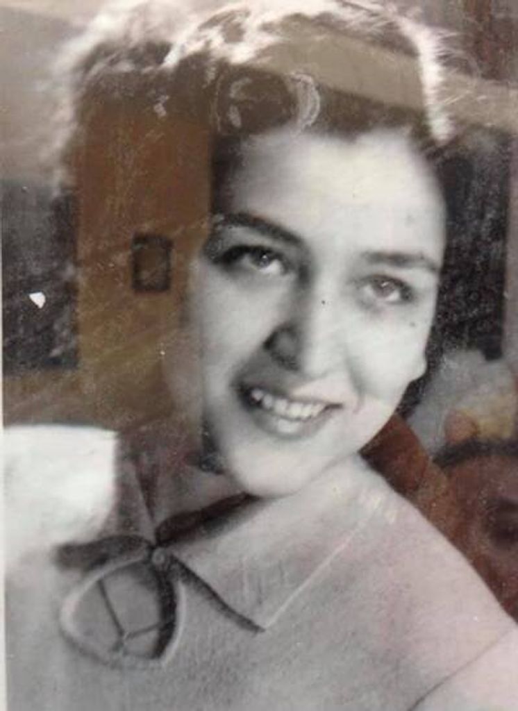 Elena Varone Timbol Profile Photo