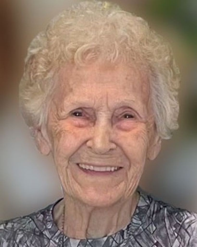 Clara Elizabeth 'Betty' McKinnon (nee Barrett)