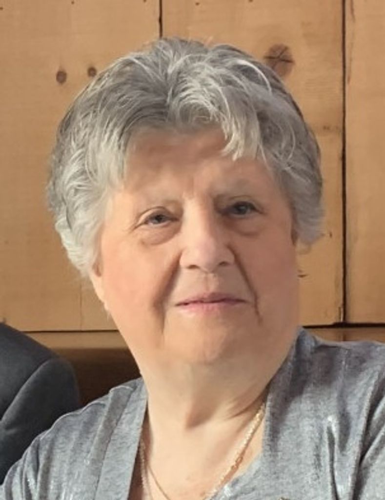 Sigrid (Brzostowski)  Cicchetti