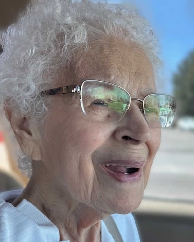 Minerva "Minnie" Silva Kirscht Profile Photo