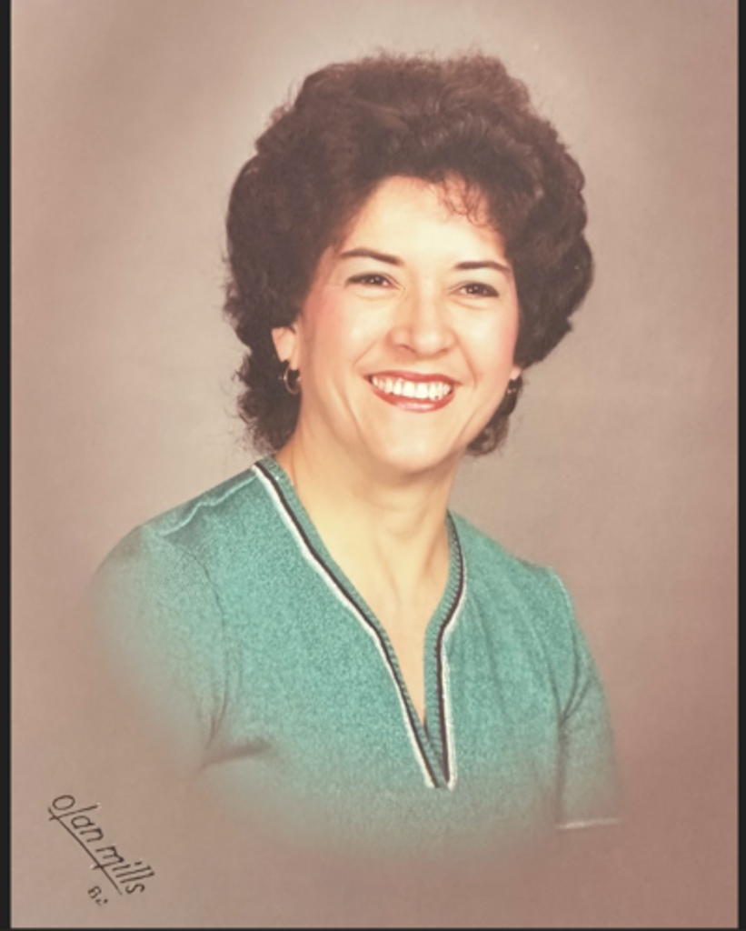 Lidia Lavandeira Profile Photo