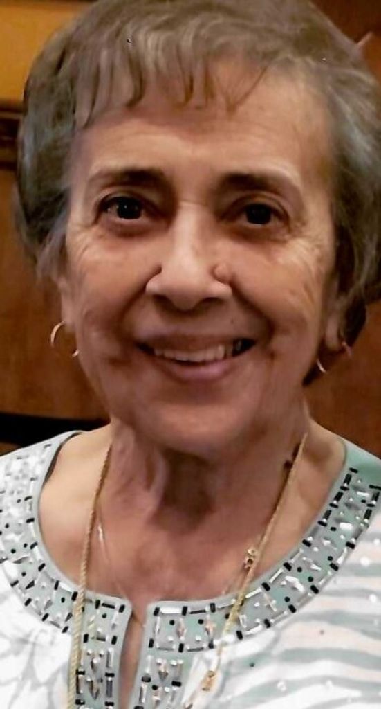 Elena (Tuccelli)  Iacoviello Profile Photo