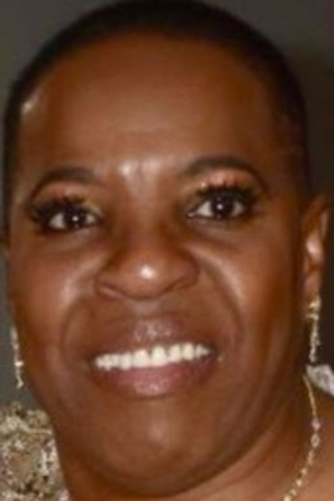 Dianne Dina Smith Profile Photo
