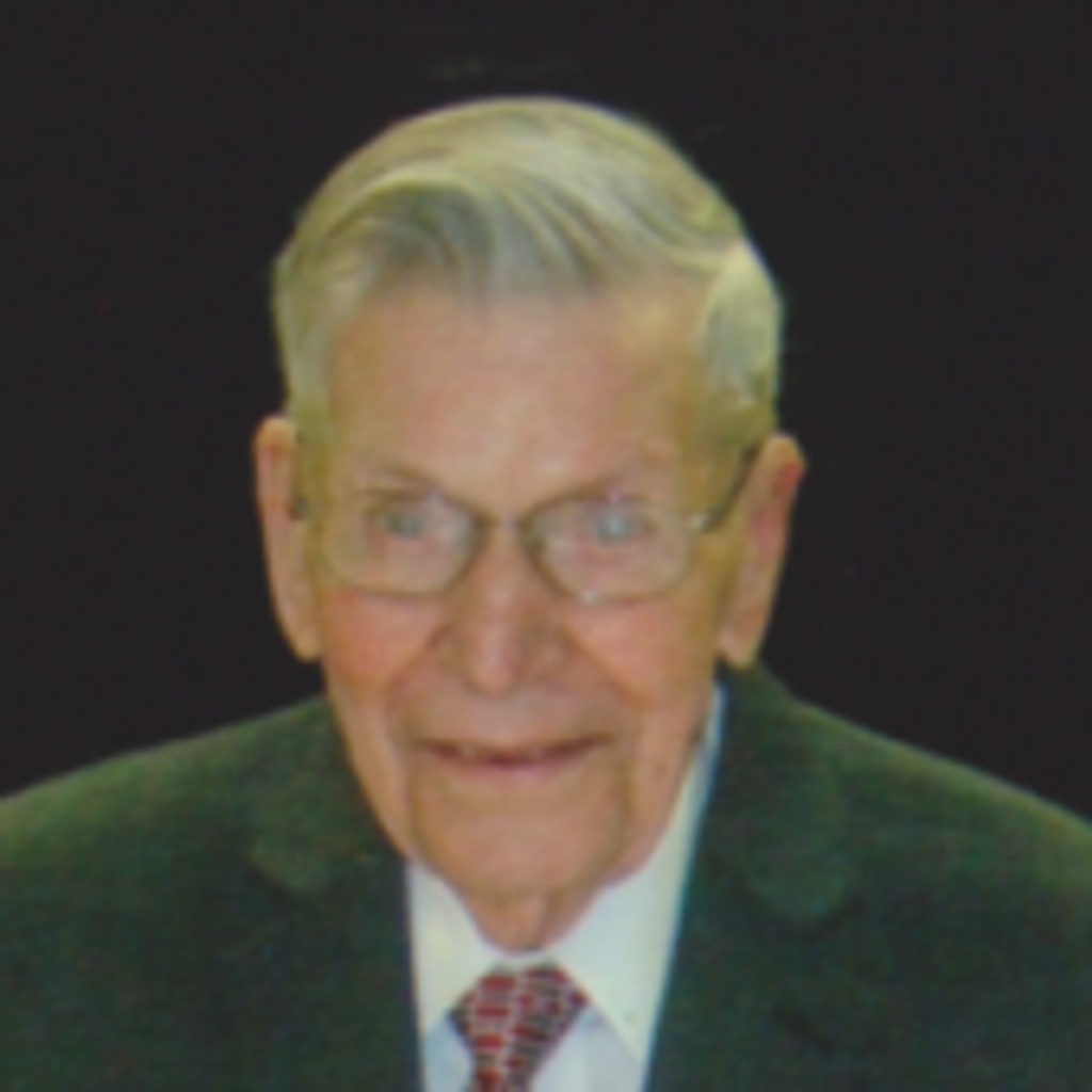 Kenneth Hellie