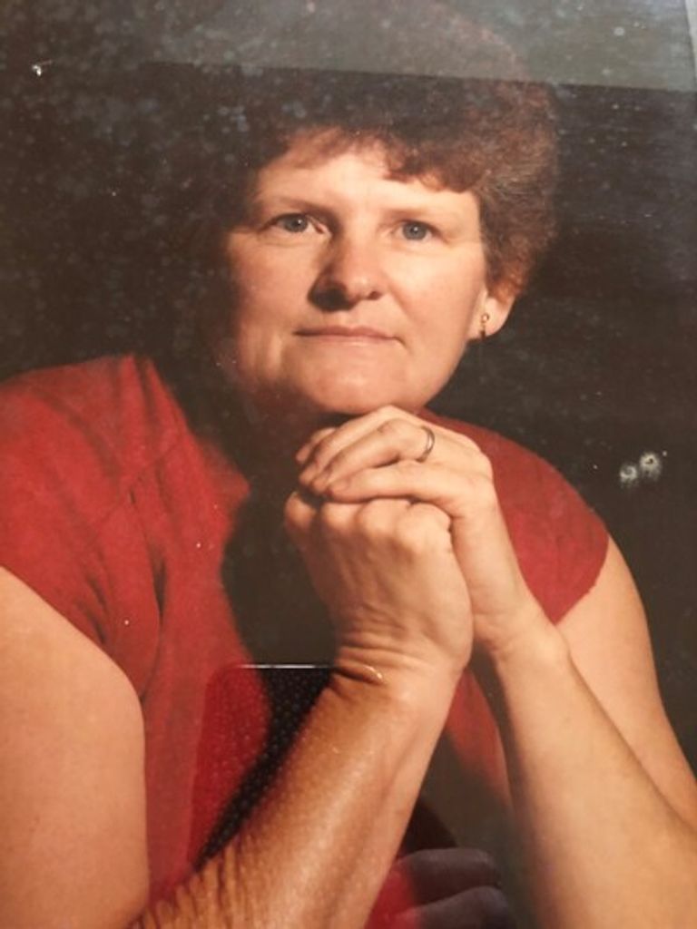 Nadine Rowe Profile Photo