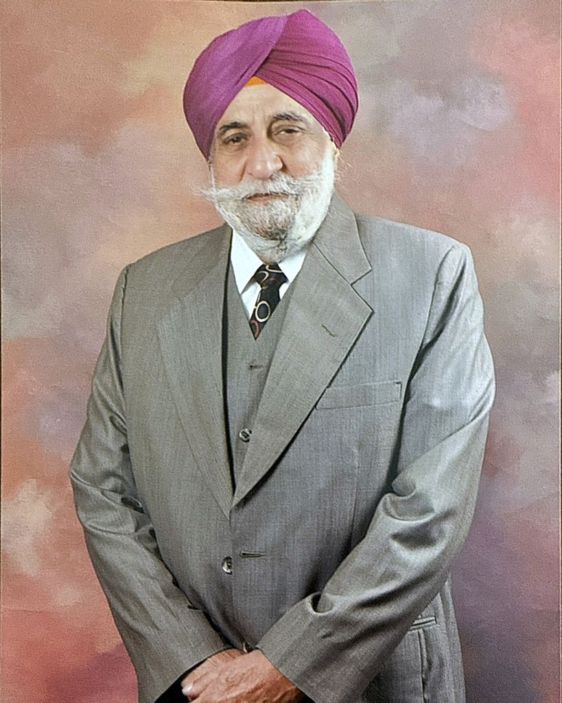 In Loving Memory of Manmohan Singh Johar Profile Photo