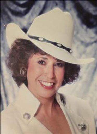 Maria Elena Leal's obituary image