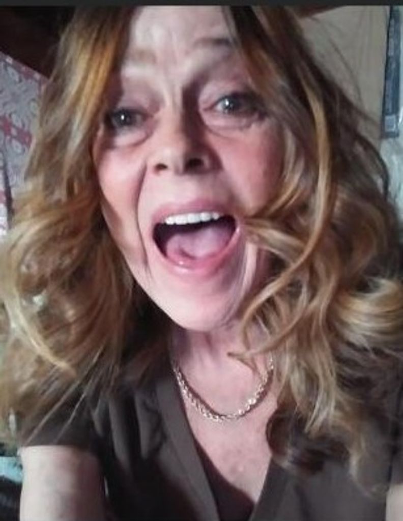 Cynthia "Cindy" Hunt