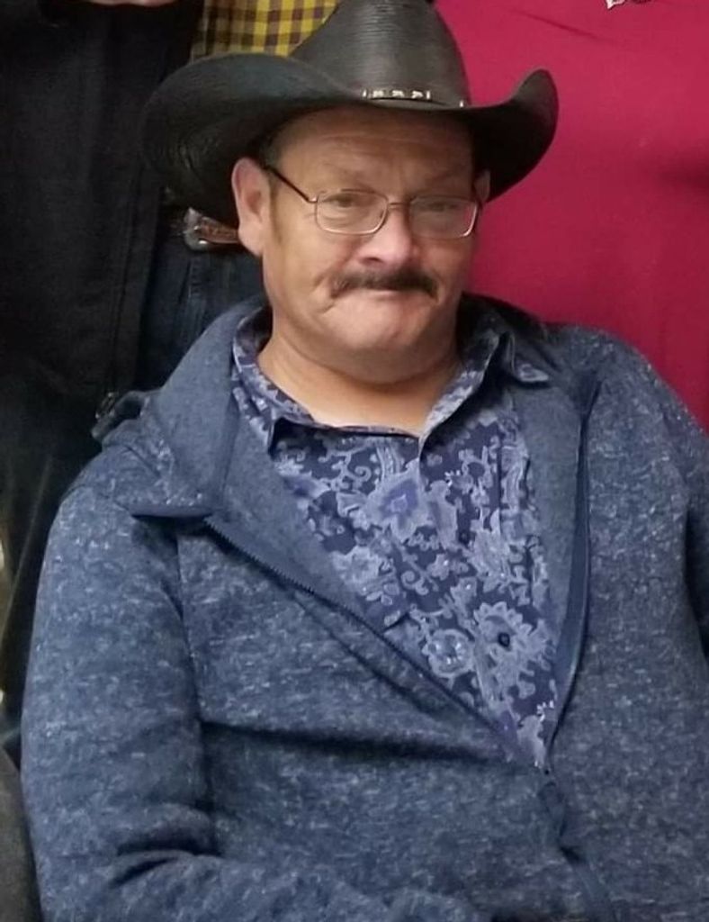 Roberto  Salinas Profile Photo