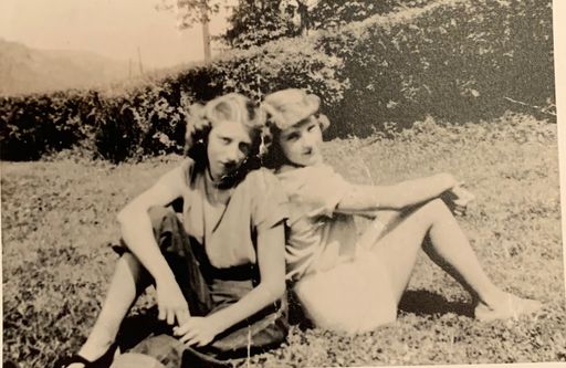Mary Nicklas photo gallery thumbnail 1 of 81