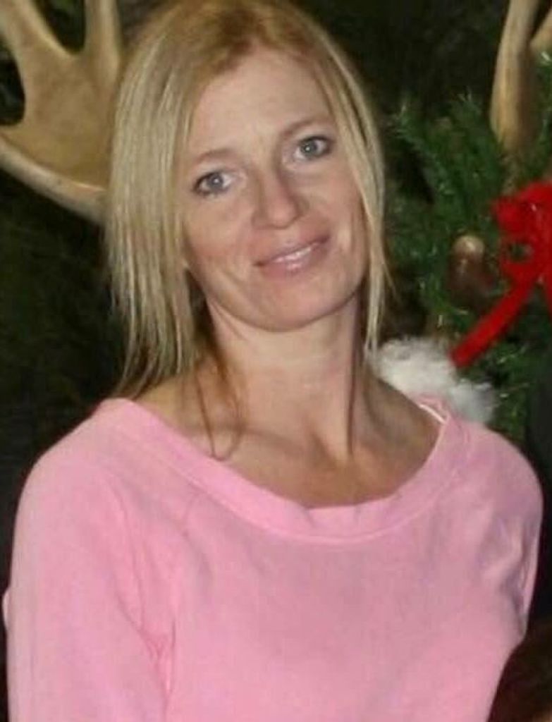 Margaret Delle (Cameron)  Mcfadden