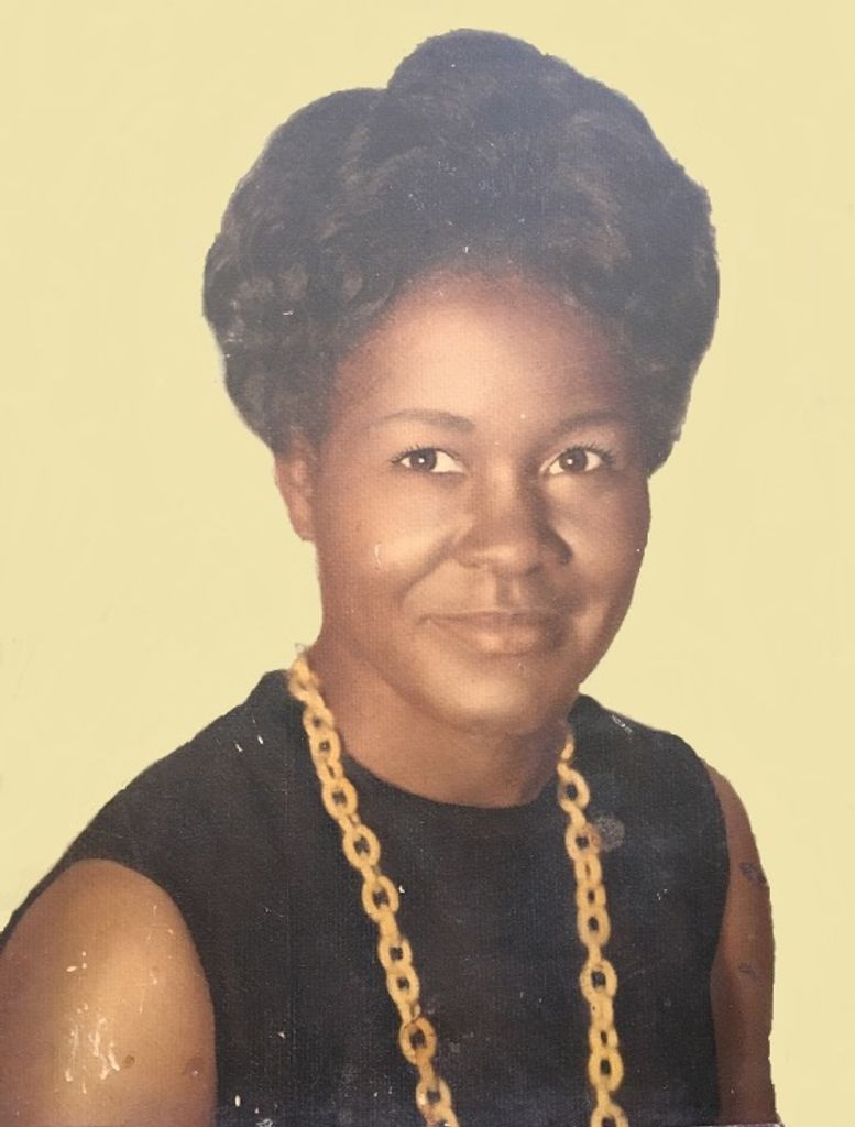 Edna (Elliott)  Thompson