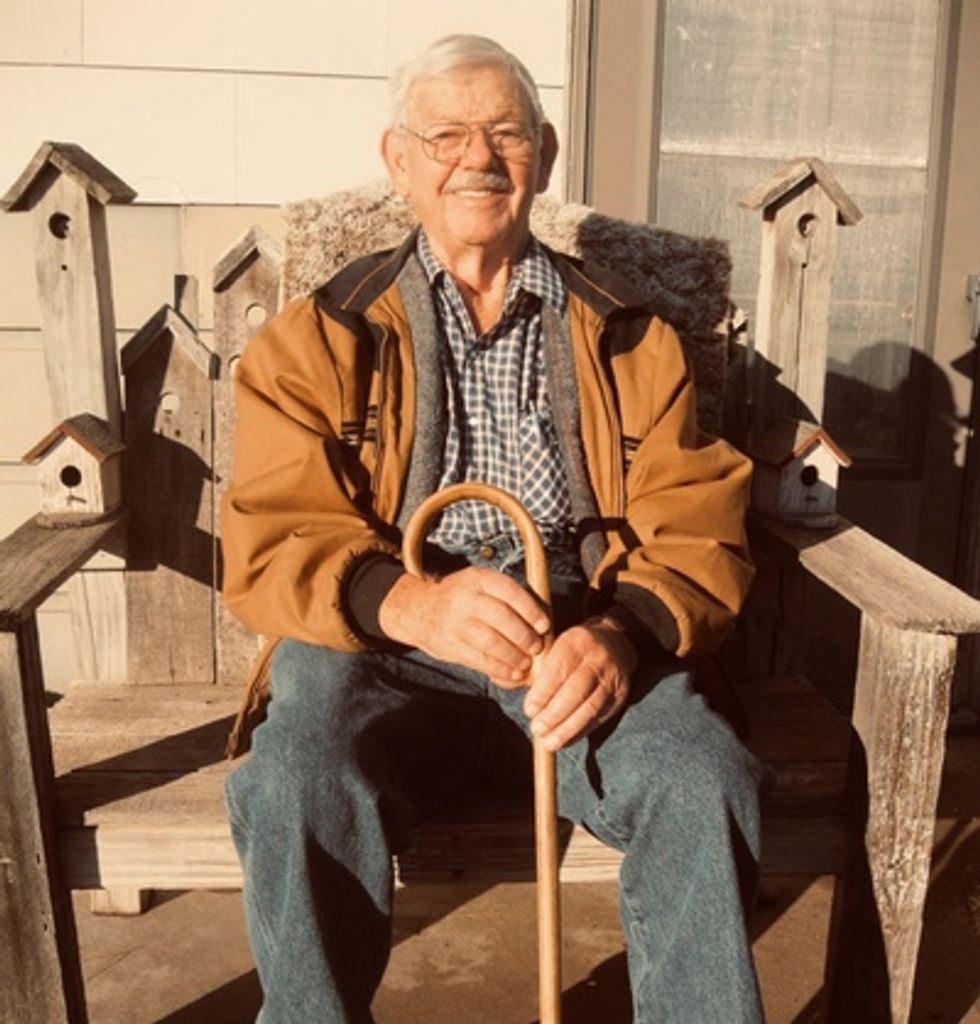 Dean E. Tennis Profile Photo