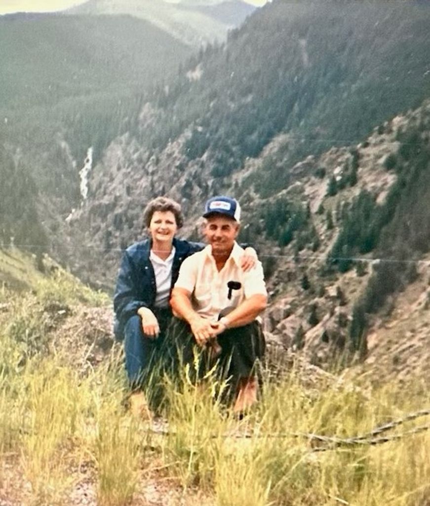 Janet (White)  Mcbroom