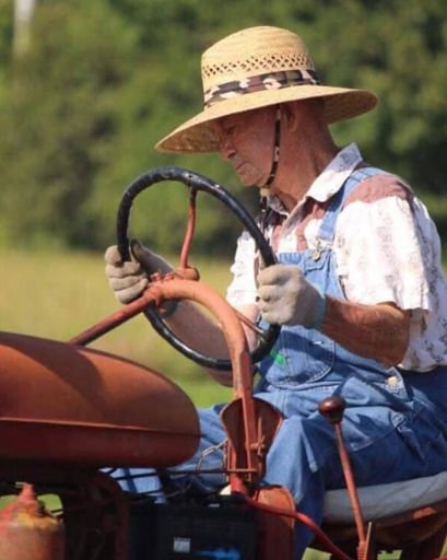 Carl Wayne Hughes's obituary image