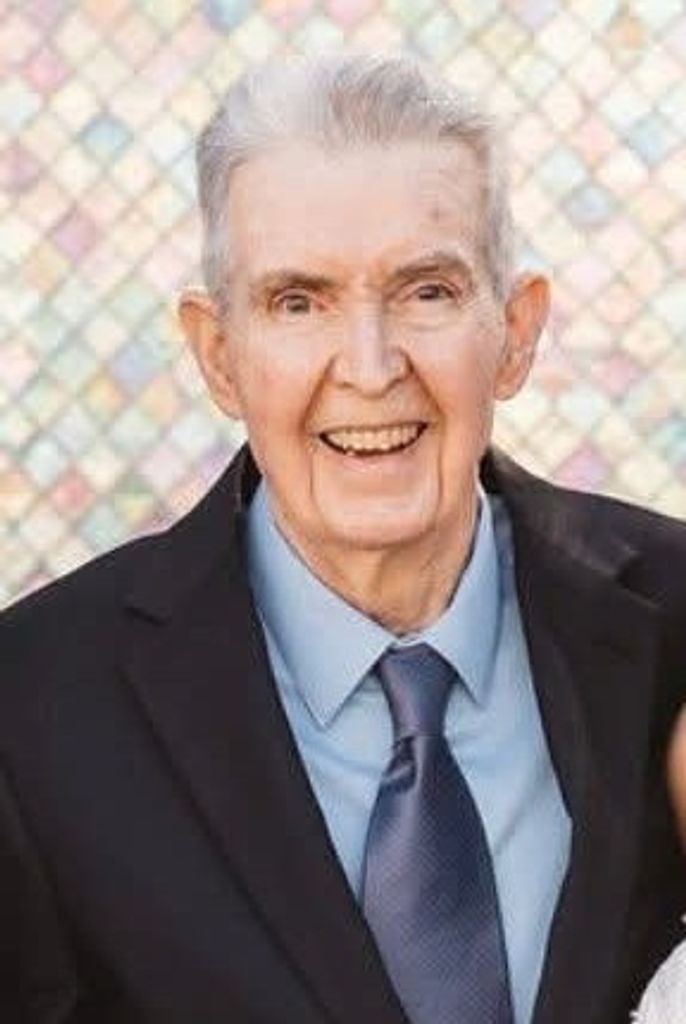 Edward Carson McGlennen Profile Photo
