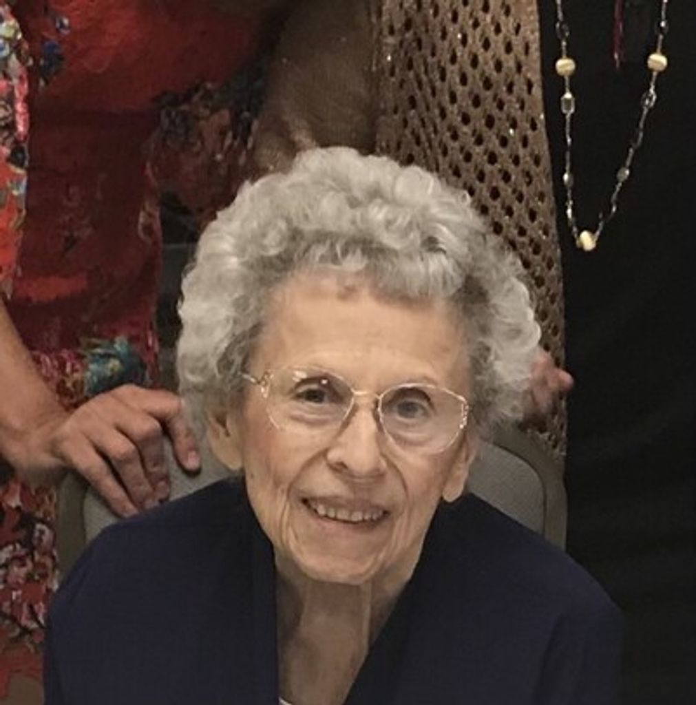 Evelyn Louis Moehle Profile Photo