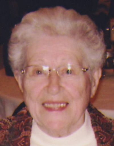 Lorraine R. (Linssen) Albers photo gallery thumbnail 1 of 1
