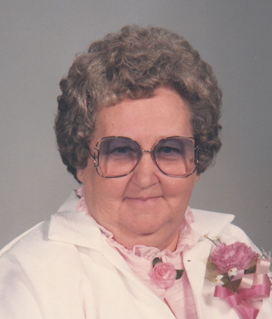 Esther Schilling Profile Photo