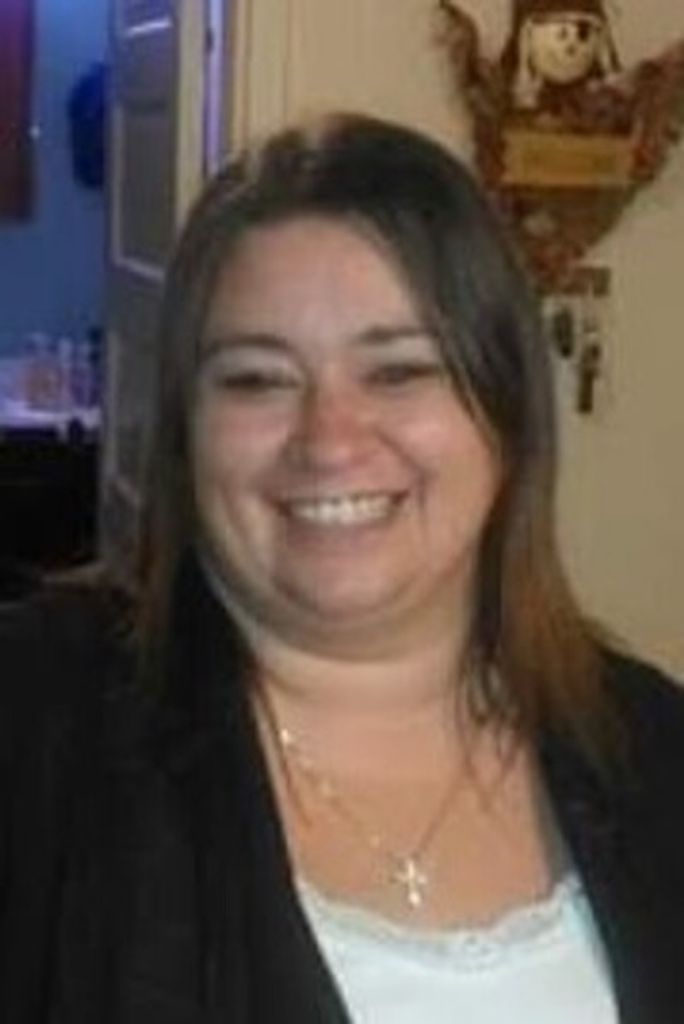 Lisa Beatrice Edwards Profile Photo