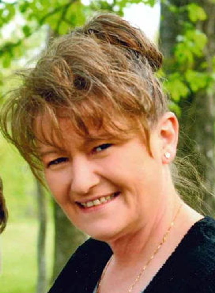 Bobbi Lynne Tipton Profile Photo