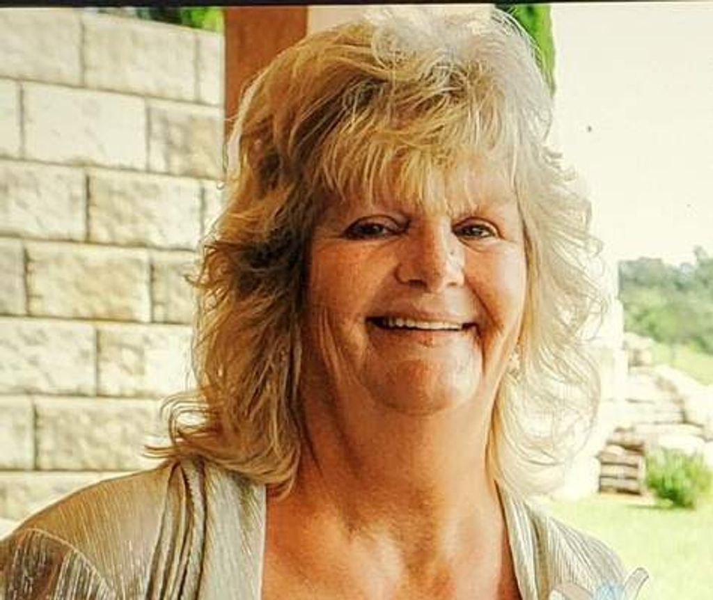 Carolyn Elizabeth Wood Profile Photo