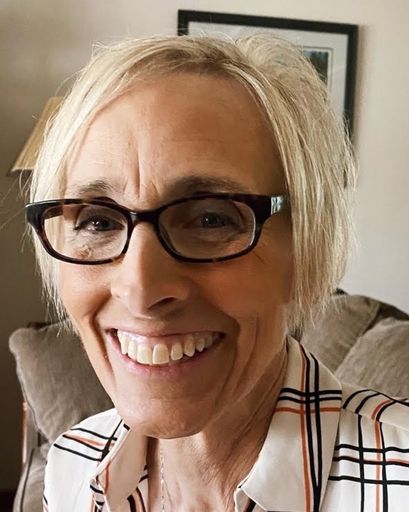 Julie Lindsay's obituary image