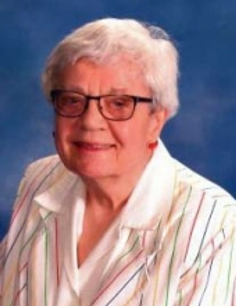 Joyce  Elaine Hillert