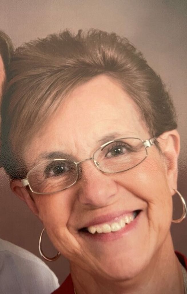 Beverly Kay Lewis Profile Photo
