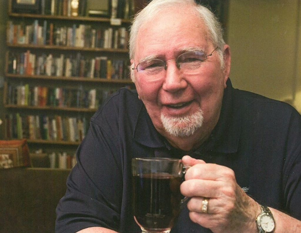 Ray  L. Lyon