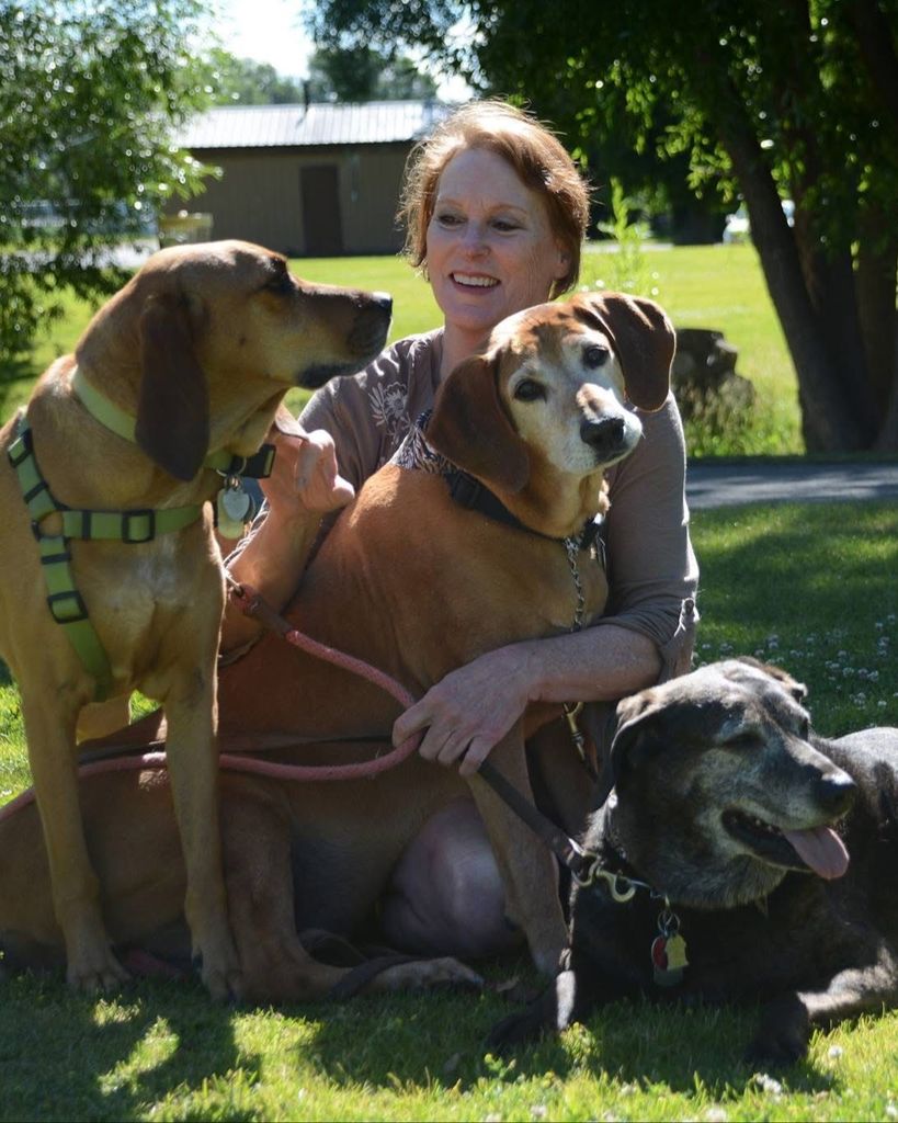 Elizabeth Clary Profile Photo