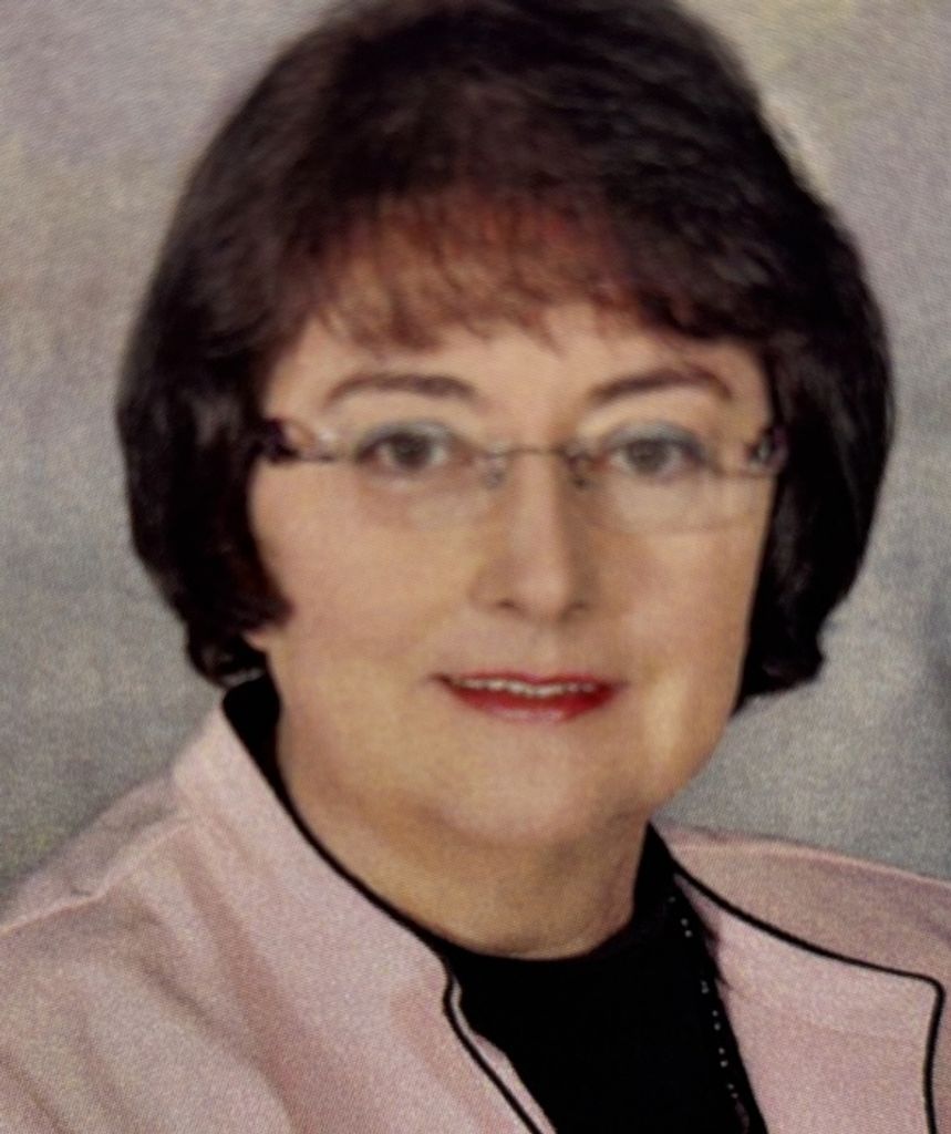 Peggy Ann (Molt)  Robbins